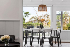 Charming Cottage by the Water Pet Friendly WoyWoy, Woy Woy
